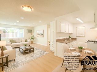 5461 KESTER, Sherman Oaks, CA 91411