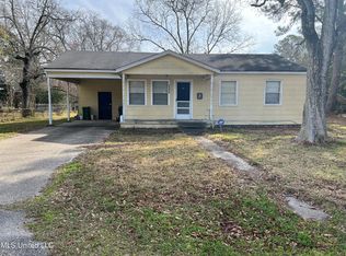 2306 Eden St, Pascagoula, MS 39581