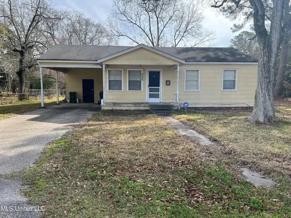 2306 Eden St, Pascagoula, MS 39581