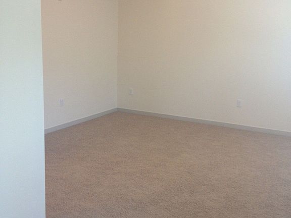 4th image of 2368 Yakima Ave Unit 528