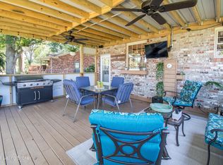 5206 Mount Howard Ct, Louisville, KY 40216