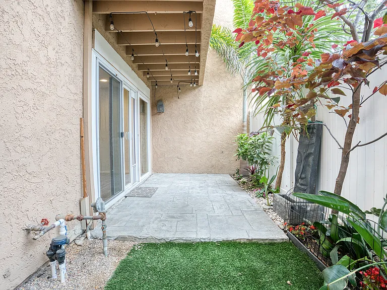 1101 W Macarthur Blvd #271 — Photo 23