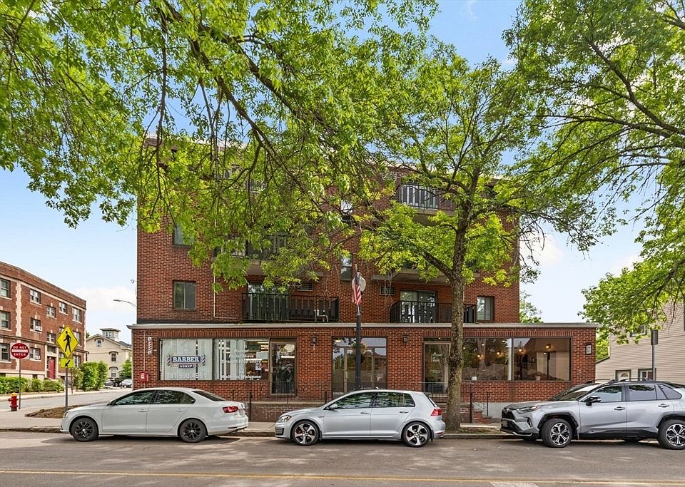 1st image of 26 W Wyoming Ave APT 2D