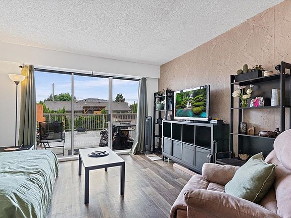 5th image of 9477 Cook St #109