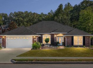 220 Cedar Mdw, Maylene, AL 35114