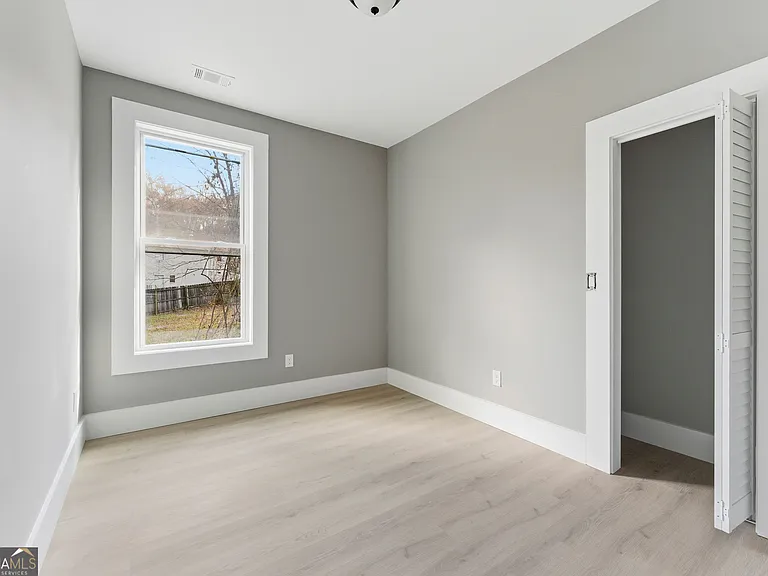1409 NW Dr NW #2 — Photo 4