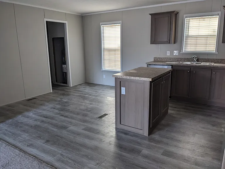 Cottonwood Cove — Photo 39
