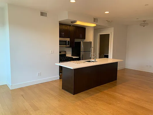 Rented by Voro New York | media 3