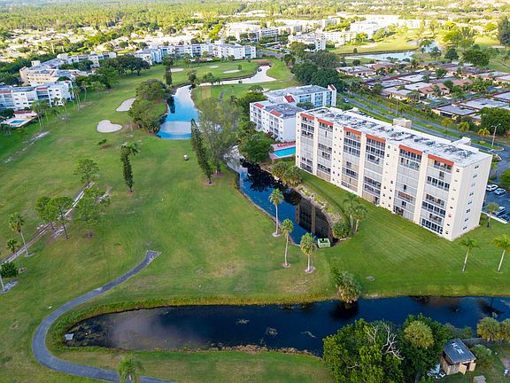 2nd image of 3465 Via Poinciana #603