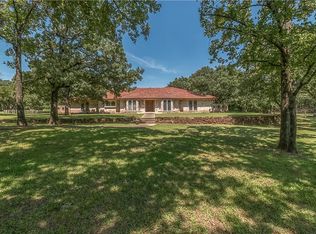 618 Gibbons Rd S, Argyle, TX 76226