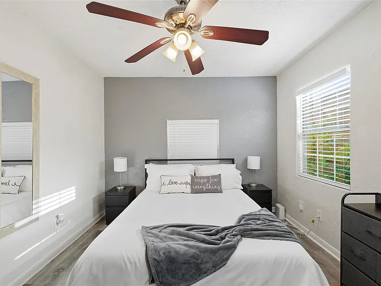 2620 Delafield St #C — Photo 10