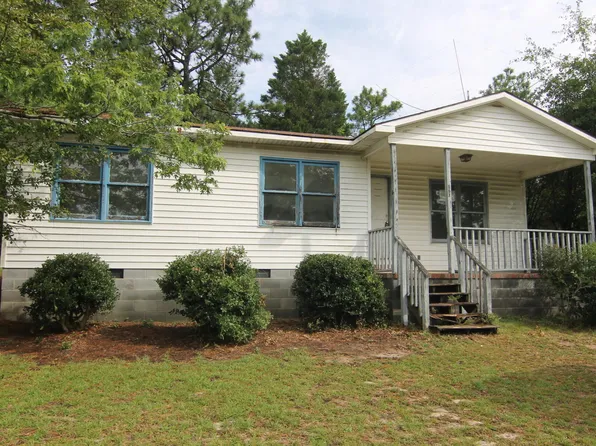 167 Woodlawn St, West End, NC 27376