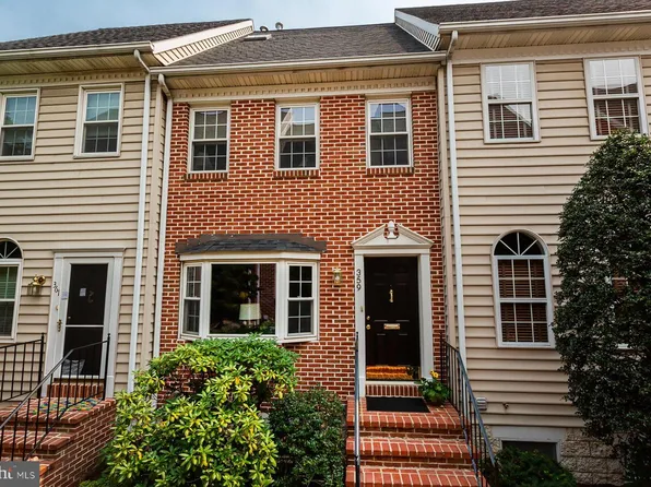 359 N Arch St, Lancaster, PA 17603