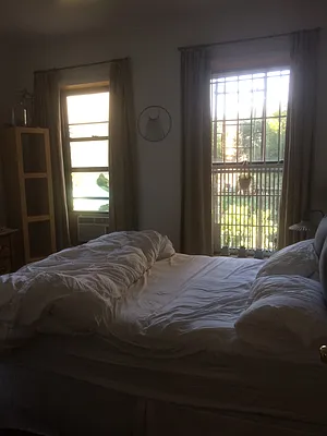 Rented by Grand & Co. | media 41