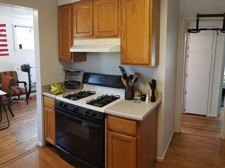 209 Jeffrey Dr — Photo 16