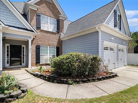 4th image of 2000 Creek Pointe Way