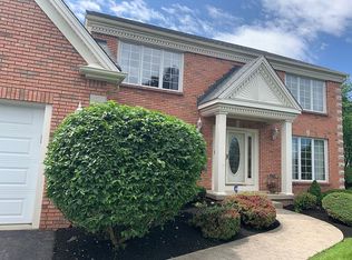 6 Symphony Cir, Orchard Park, NY 14127