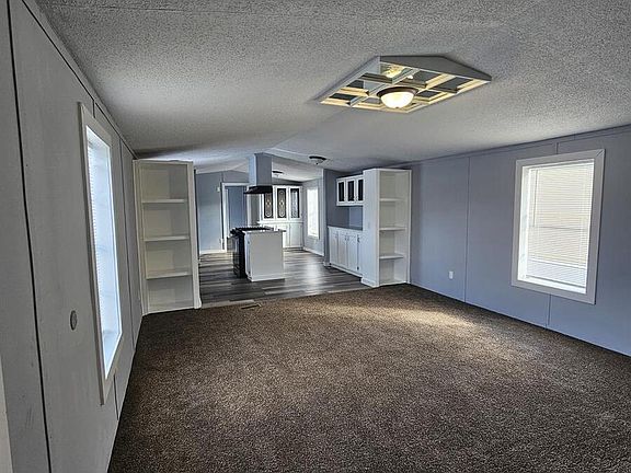 2nd image of 2737 W Washington Ctr #108