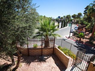 720 Fernwood Ln, Las Vegas, NV 89169