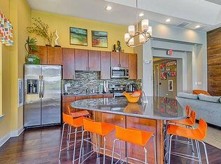 1242 Ritter St #1, North Aurora, IL 60542