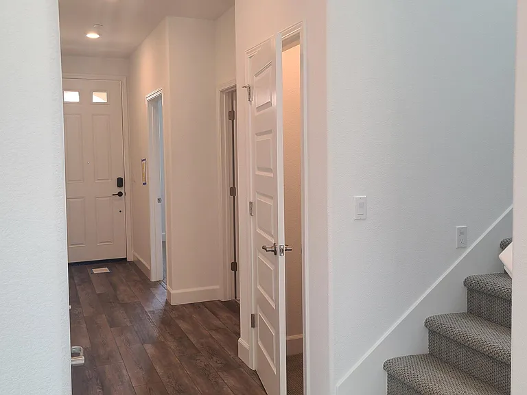2064 Shale St — Photo 4