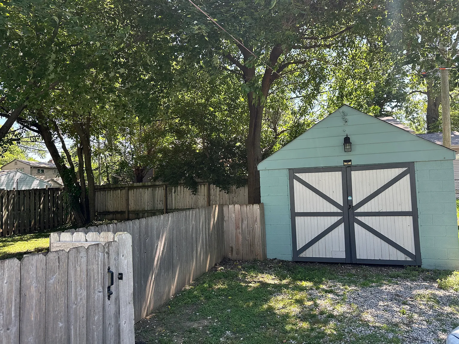 5707 N Keystone Ave — Photo 2