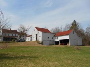 77 Danville Rd, Kingston, NH 03848