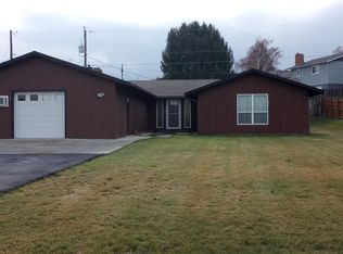 6802 Coolidge Rd, Union Gap, WA 98903