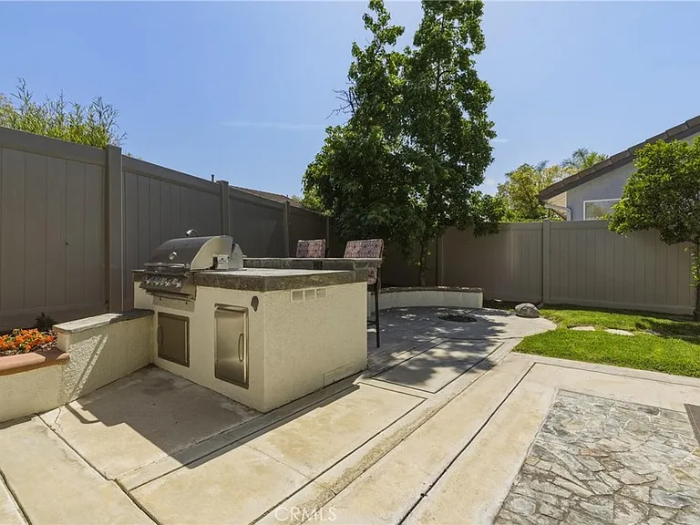 23964 Old Pomegranate Rd — Photo 40
