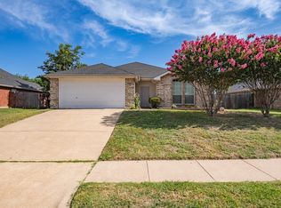 6217 Bentwood Dr, Midlothian, TX 76065