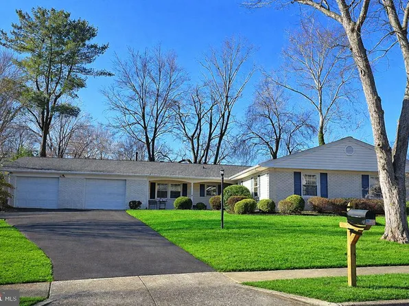 4136 Meadow Hill Ln, Fairfax, VA 22033