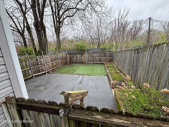 5th image of 1435 Mellwood Ave