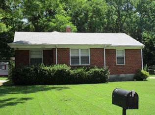 3540 Edgeware Rd W, Memphis, TN 38118