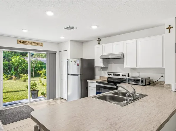 774 Newhall Ter, Sebastian, FL 32958