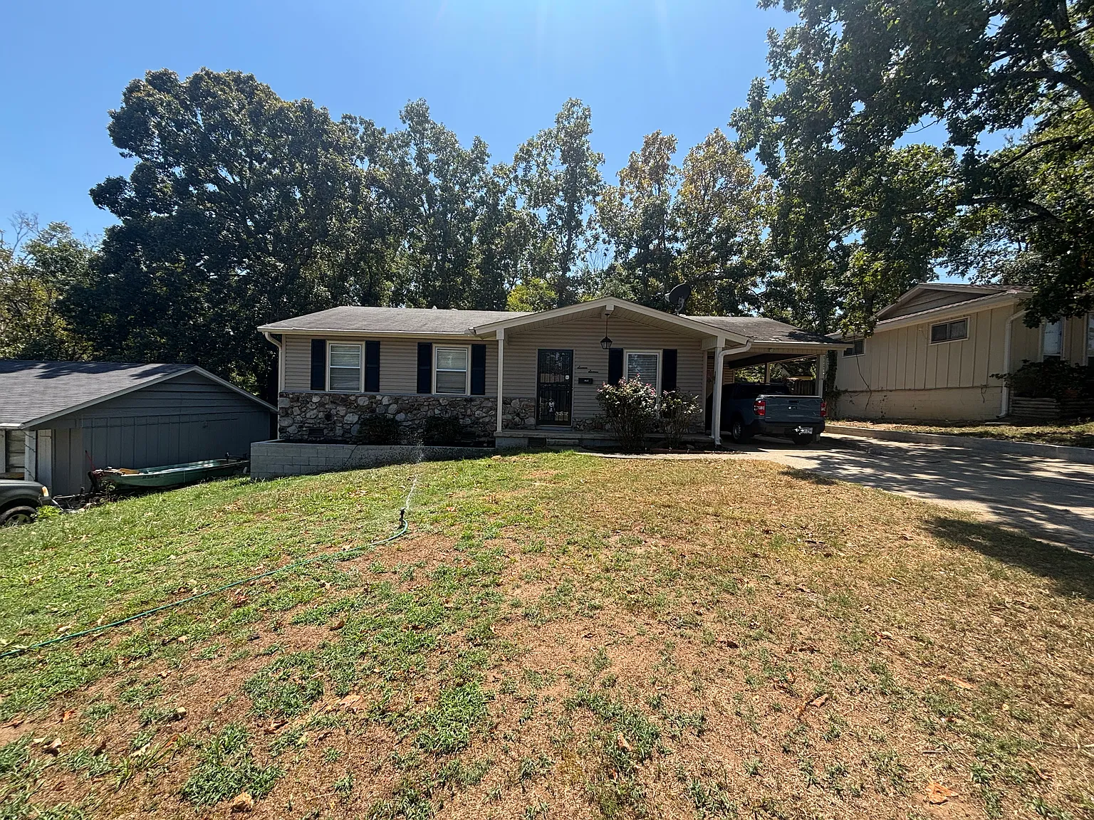 4 bed, 1400 sqft, $1,795 — Photo 2