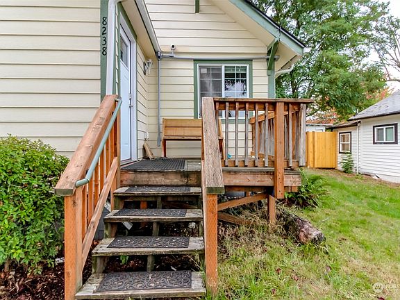 2nd image of 8238 Tacoma Avenue S
