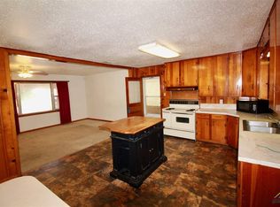 611 S Cynthia St, Overton, TX 75684