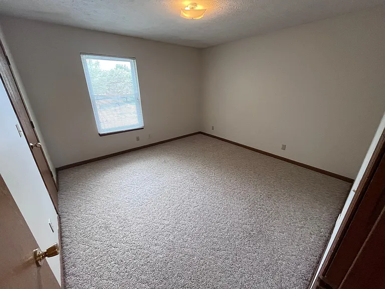 Sycamore Lane Apartments II — Photo 9