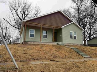 1000 E Walnut St, Petersburg, IN
