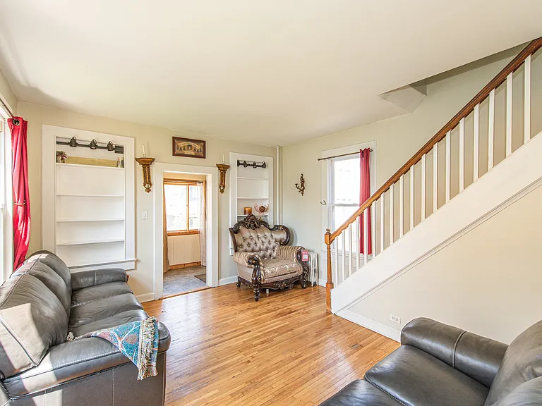 10 Banghart Pl — Photo 12