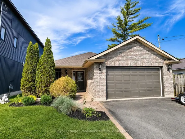 54 S John St, Belleville, ON K8N 3G4