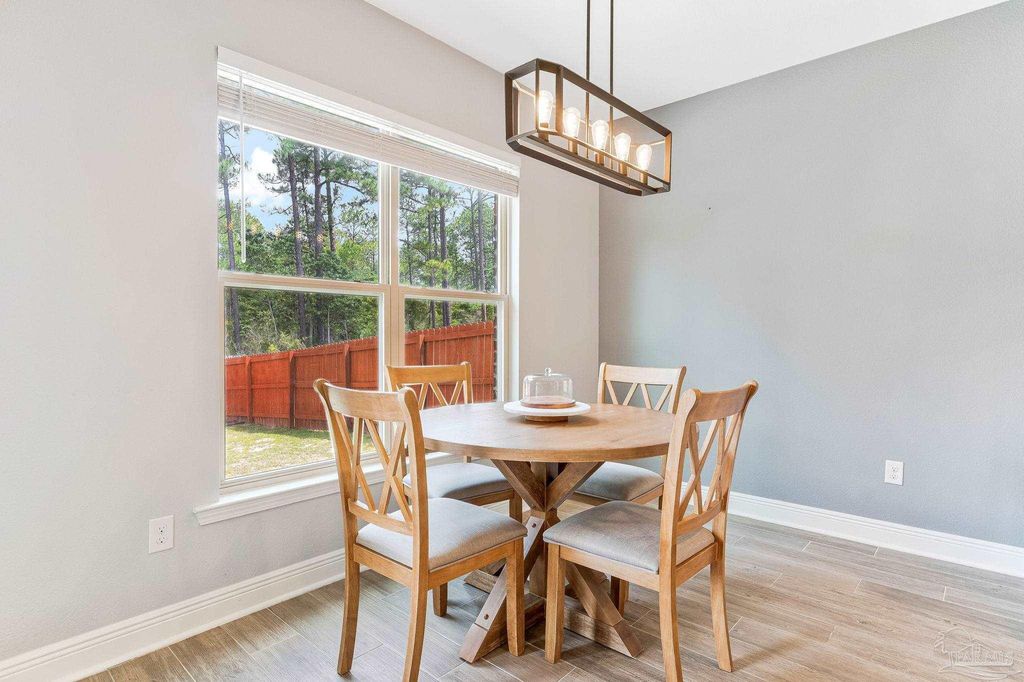 12493 Ryland Dr, Pensacola, FL - View 3