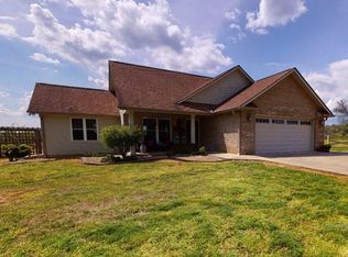 3717 Point Pleasant Rd, Newport, TN 37821