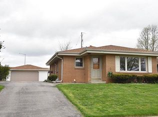 1540 W Foster Ave, Milwaukee, WI 53221