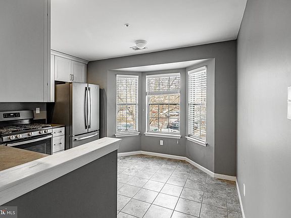 4th image of 542 Astor Sq #24J