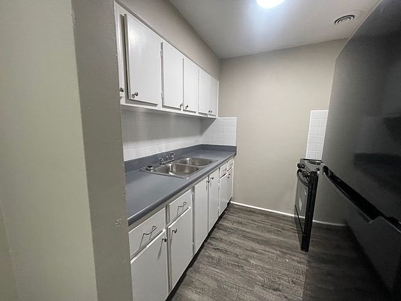 3rd image of 1033 Cross Keys Rd #5