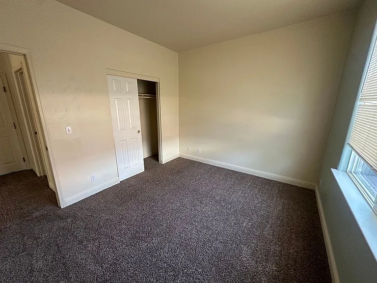 2319 Cool Springs Ct — Photo 9