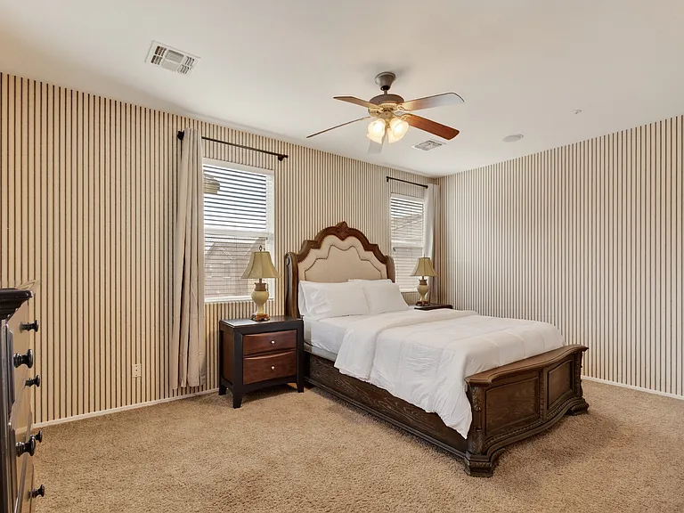 12034 W Polk St — Photo 25