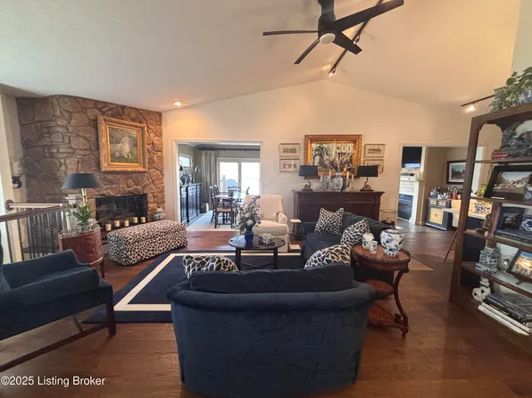 6513 Marina Dr, Prospect, KY 40059