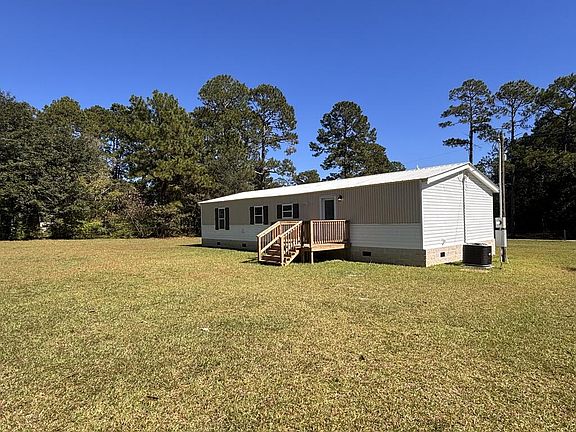 3rd image of 381 Yogi Bear Rd